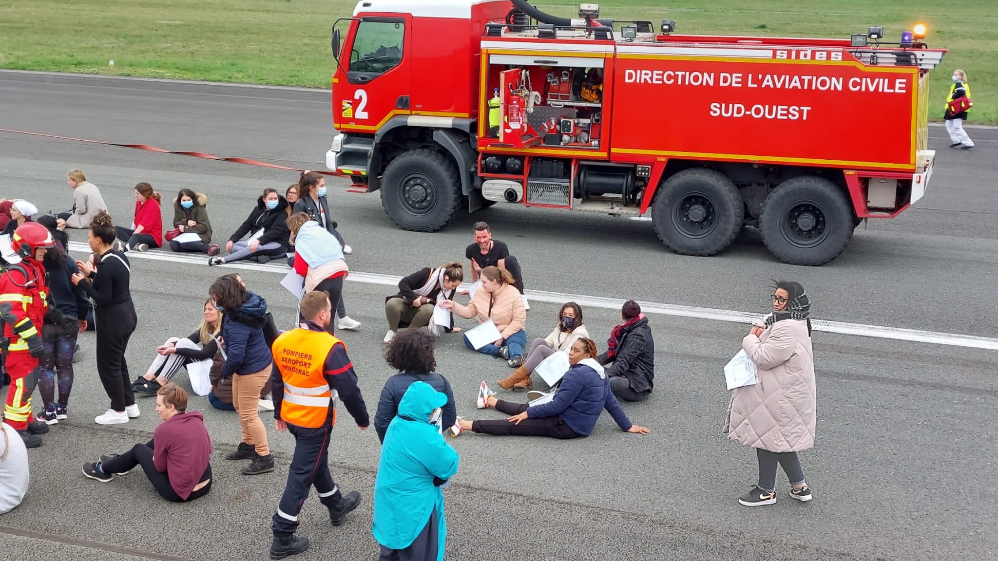 Bergerac : 76 personnes simulent un crash d’avion